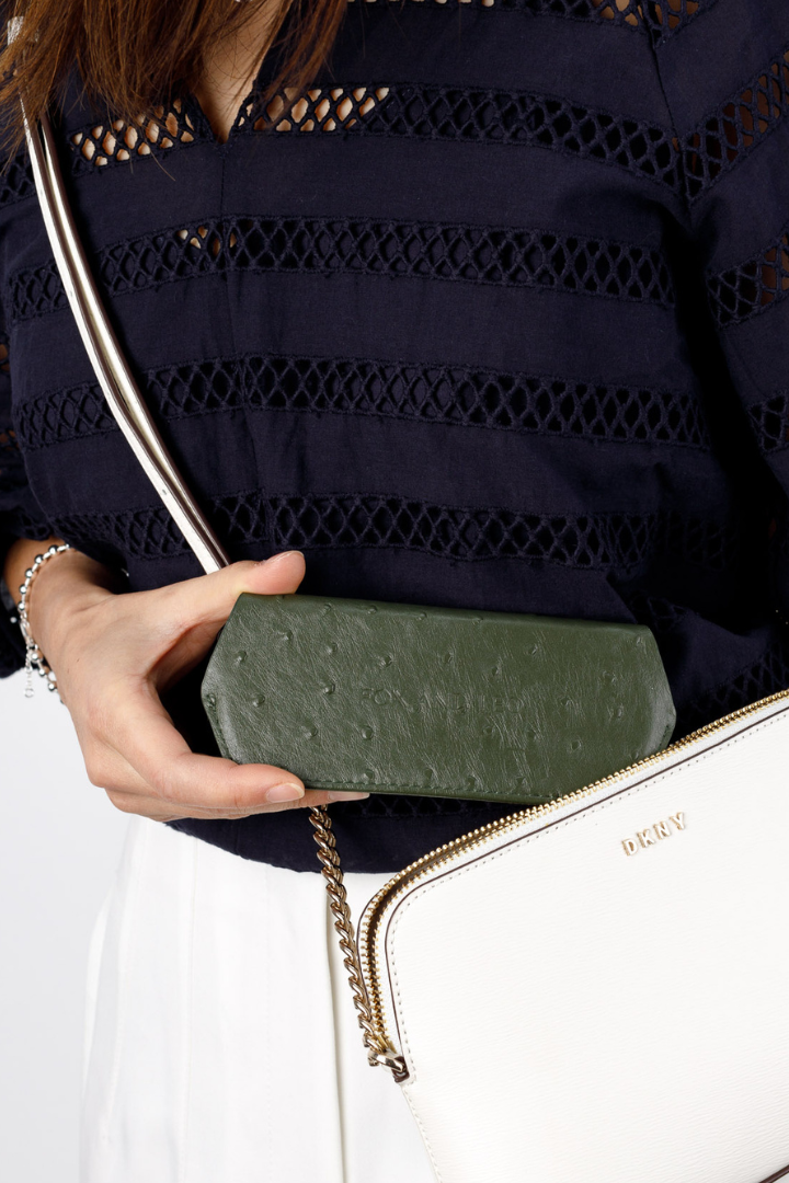 Fox and Leo glasses case - Olive