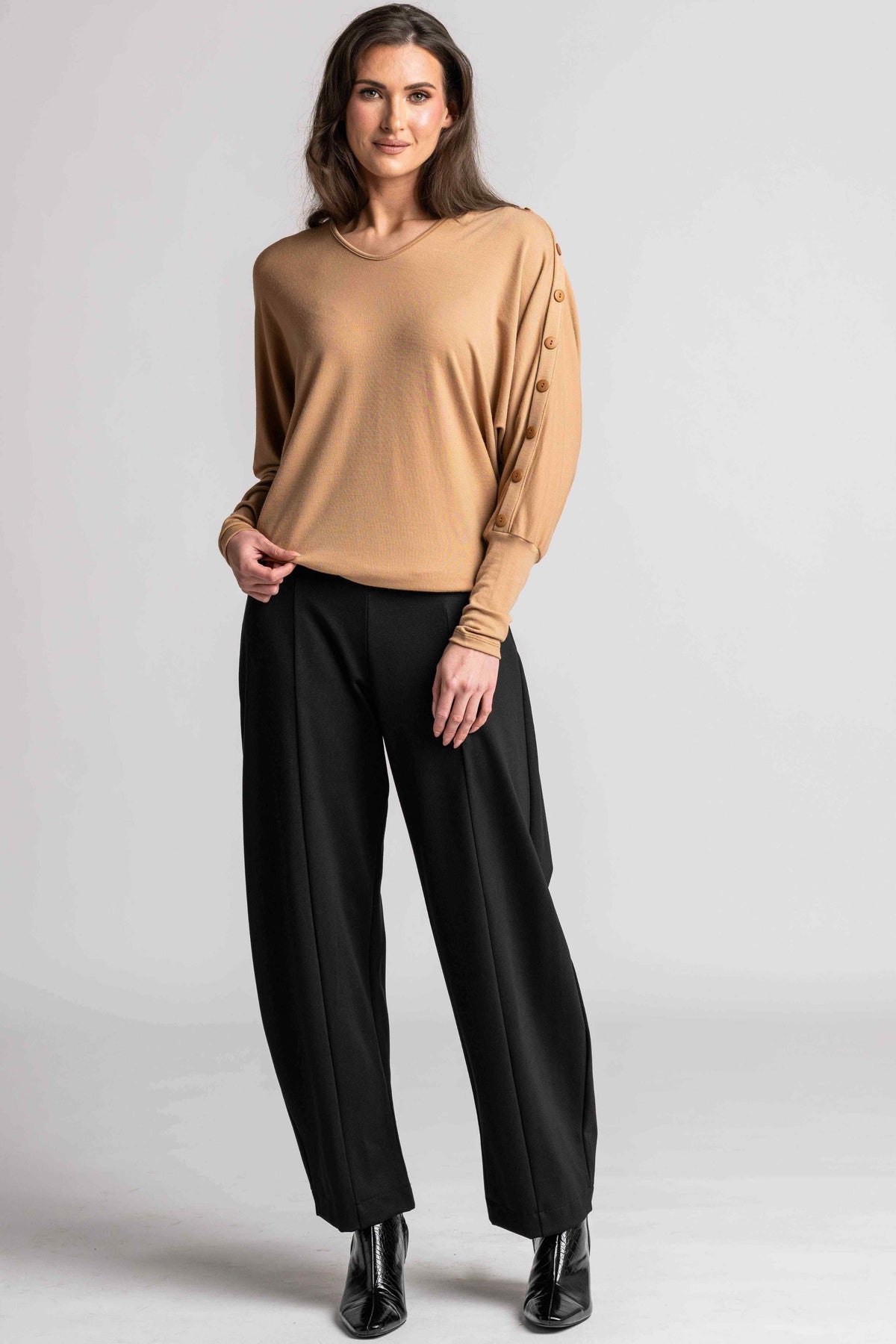 PAULA RYAN Side Zip Barrel Pant - Black Roma